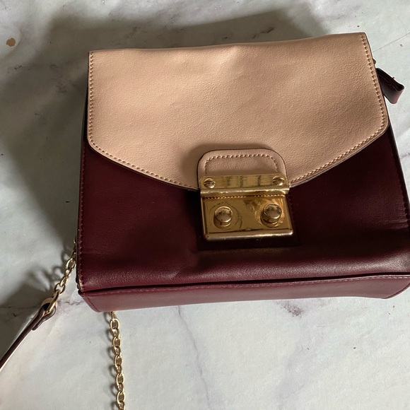 Crossbody handbag - Picture 4 of 6